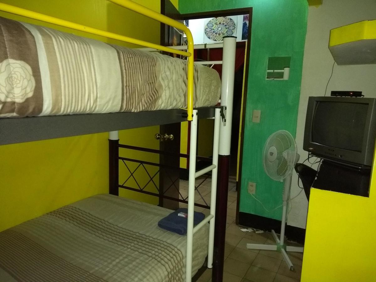 Hostal Casa Anita Гвадалахара Экстерьер фото